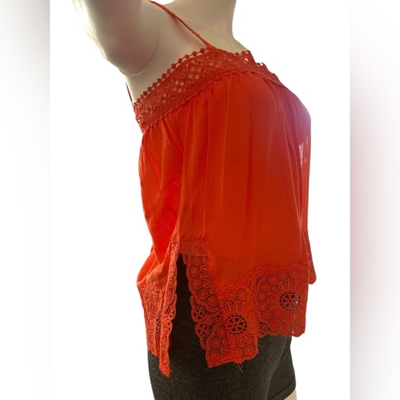 EN CREME  Women's Coral Lace Trim Top - Picture 5 of 6